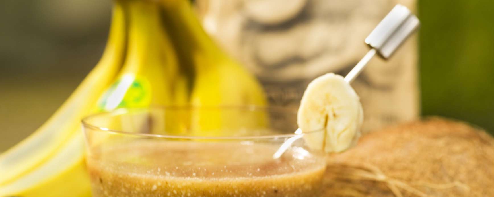 Smoothie van bananen, kokos en amandelen - Amanprana Recept
