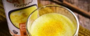 latte curcuma céto à l'huile mct