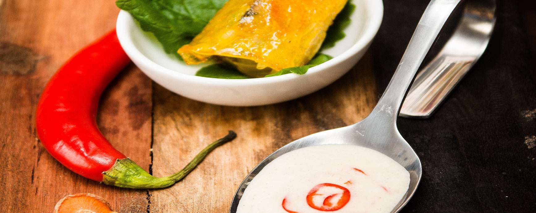 Recipe for a spicy garlic soup with cashew nuts