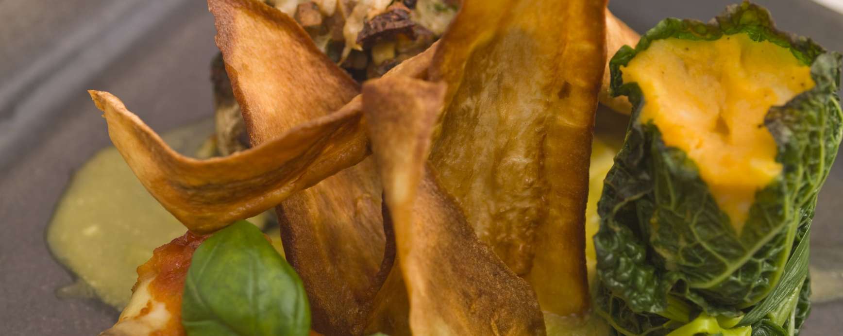 Trio of stuffed vegetables with pumpkin with goat cheese sauce - Amanprana Recipe