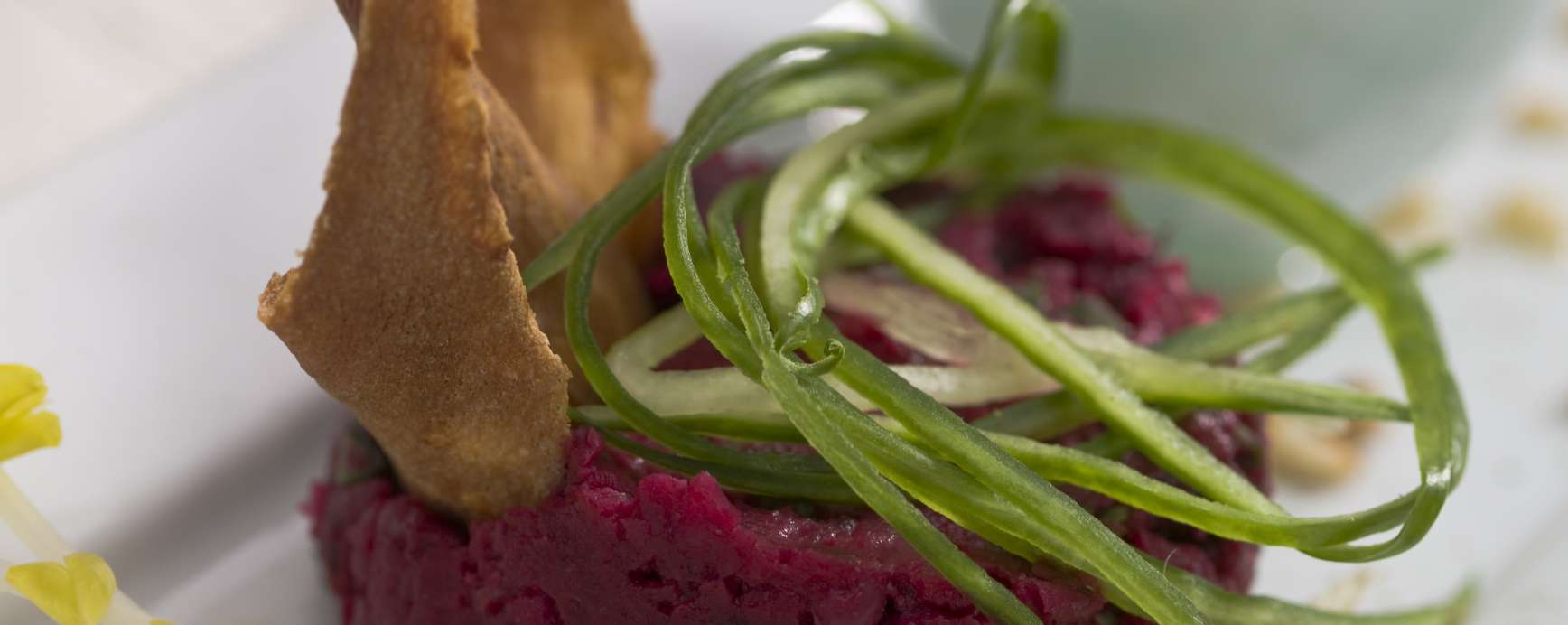 Onion and mint raita, a delicious dip for a special occasion - Amanprana Recipe